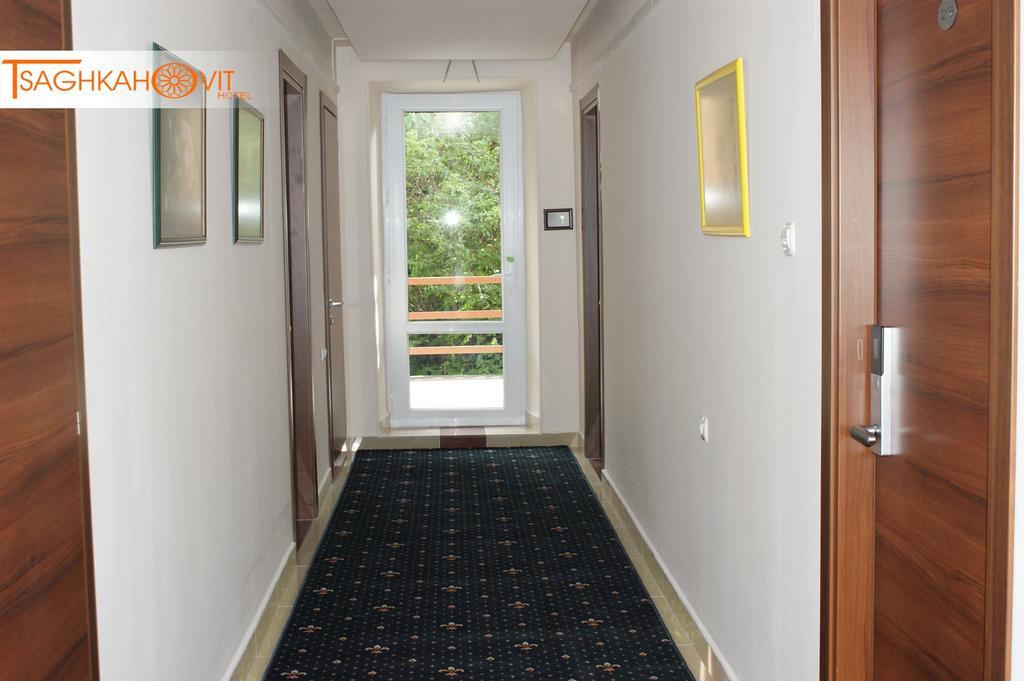 Tsaghkahovit Hotel Cahkadzor Kültér fotó